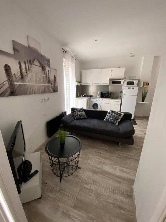 Arcole 5 - Jolie Appartement Centre Ville De Beziers Avec Garage- Wifi -Tv Connectee Kültér fotó